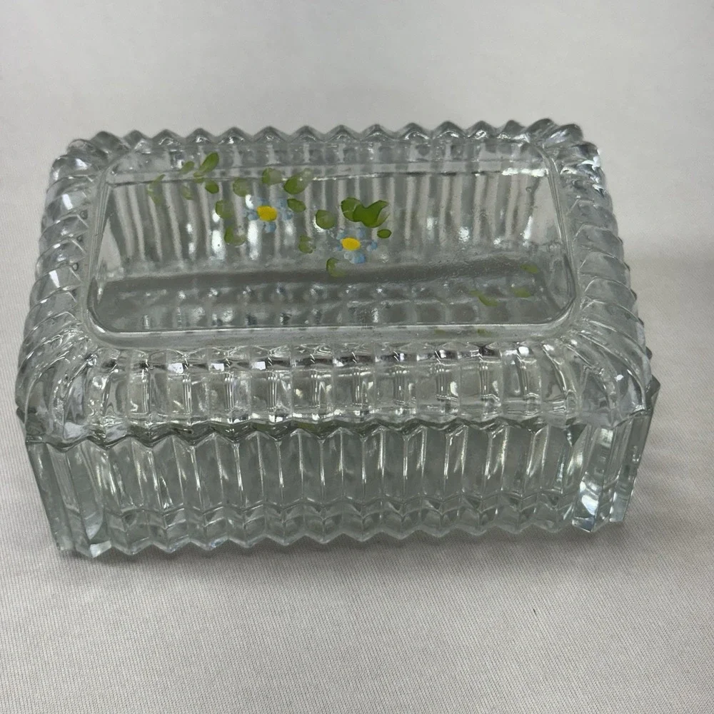 Vintage Depression Glass Trinket Jewelry Box Clear‎ Ribbed Flowers